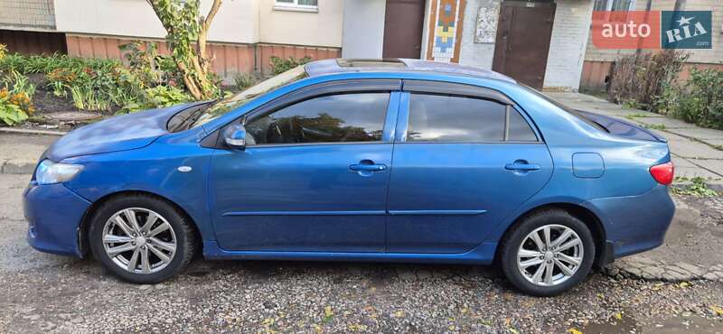Седан Toyota Corolla 2007 в Киеве