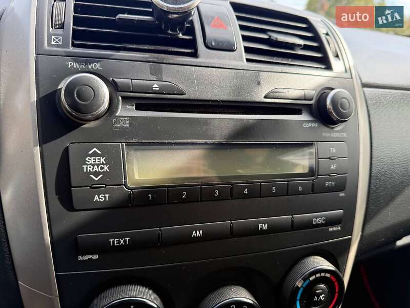 Седан Toyota Corolla 2009 в Одессе
