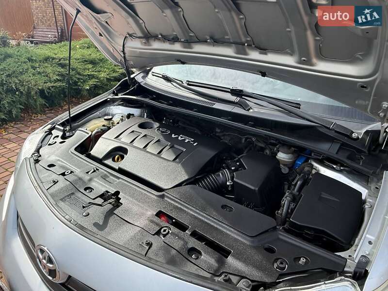 Седан Toyota Corolla 2009 в Одессе
