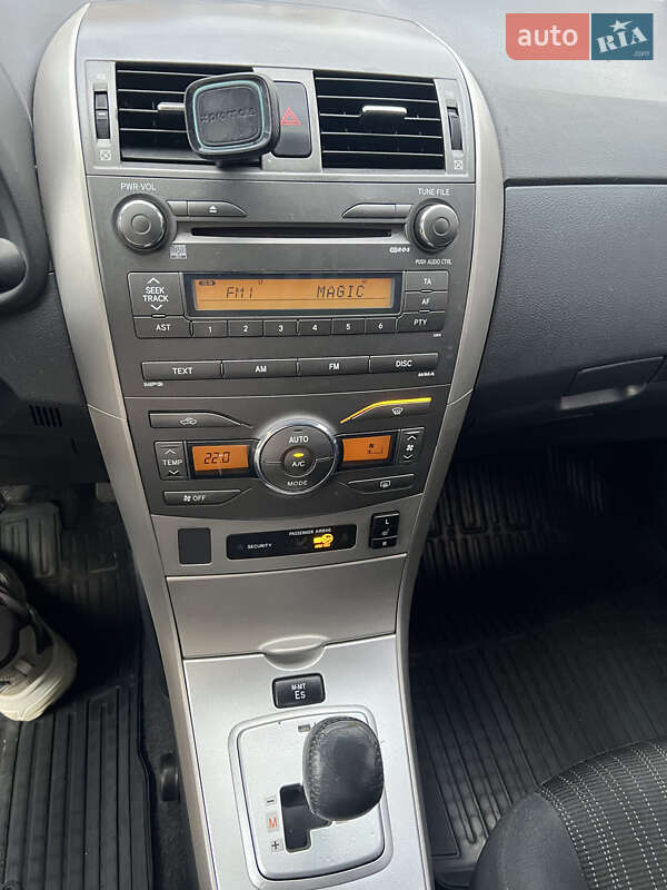 Седан Toyota Corolla 2007 в Вишневому фото 8 Седан Toyota Corolla 2007 в Вишневому