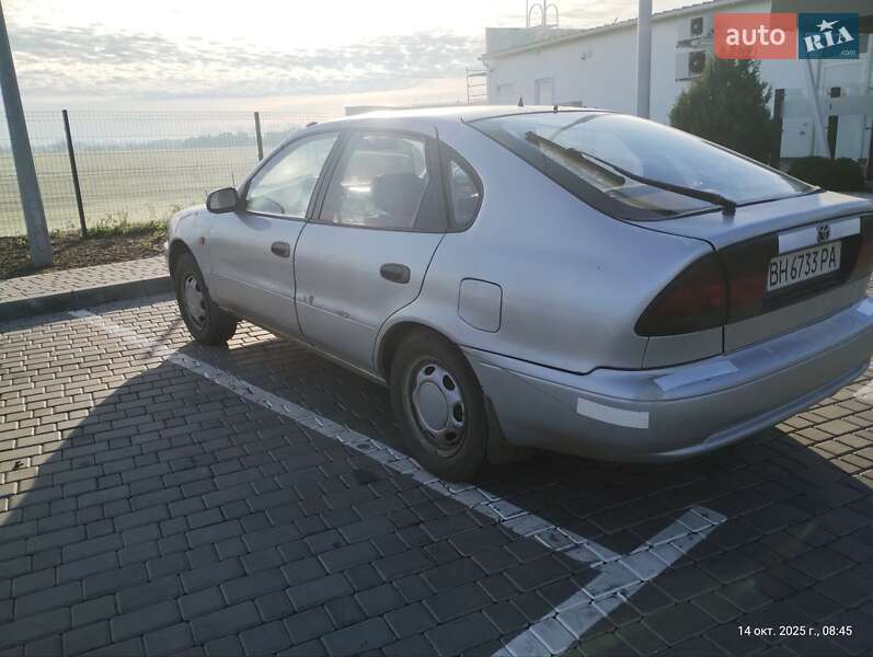 Хэтчбек Toyota Corolla 1995 в Татарбунарах