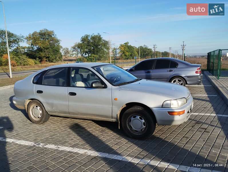 Хэтчбек Toyota Corolla 1995 в Татарбунарах