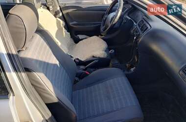 Хэтчбек Toyota Corolla 1995 в  фото 12 Хэтчбек Toyota Corolla 1995 в