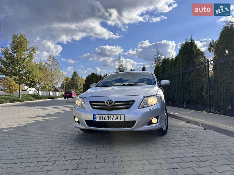 Седан Toyota Corolla 2008 в Одессе