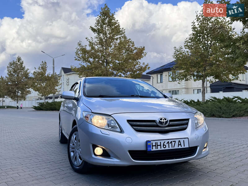 Седан Toyota Corolla 2008 в Одессе