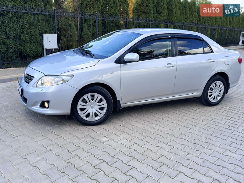 Седан Toyota Corolla 2008 в Одессе