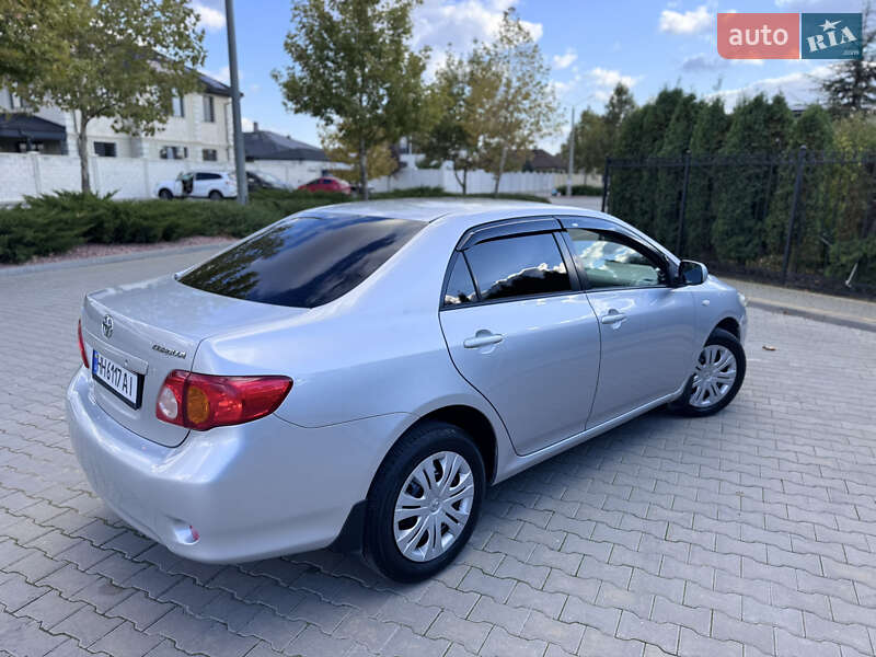 Седан Toyota Corolla 2008 в Одессе