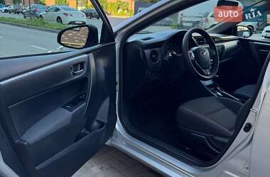 Седан Toyota Corolla 2016 в 