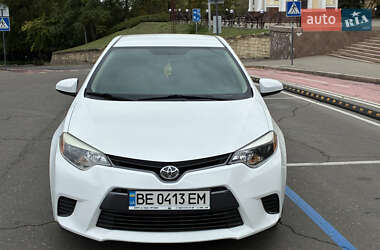 Седан Toyota Corolla 2016 в Миколаєві