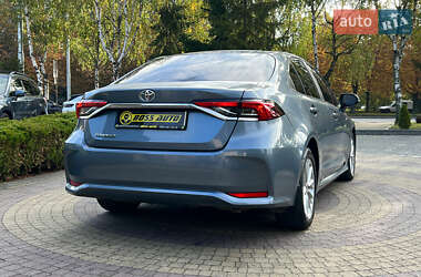 Седан Toyota Corolla 2020 в 