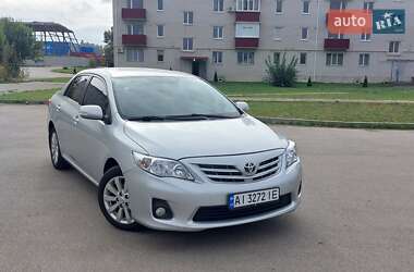 Седан Toyota Corolla 2011 в Києві