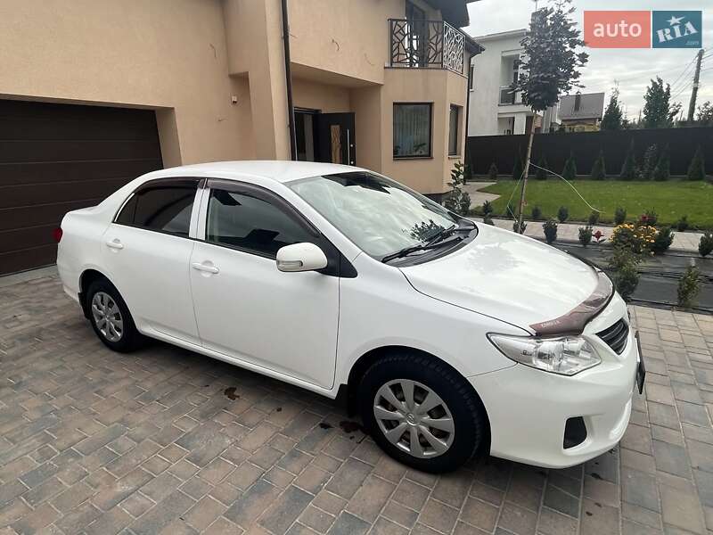 Седан Toyota Corolla 2010 в Вінниці