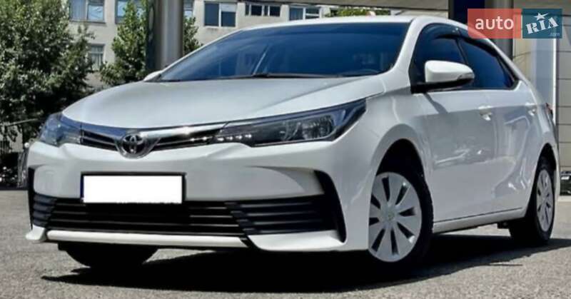 Седан Toyota Corolla 2018 в Белгороде-Днестровском