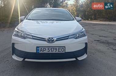 Седан Toyota Corolla 2016 в Запорожье