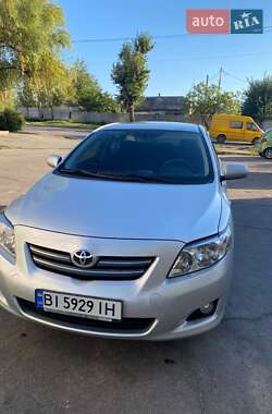 Седан Toyota Corolla 2008 в Полтаві