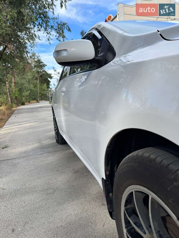 Седан Toyota Corolla 2010 в Миколаєві фото 8 Седан Toyota Corolla 2010 в Миколаєві