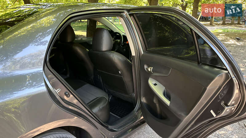 Седан Toyota Corolla 2012 в Краматорске