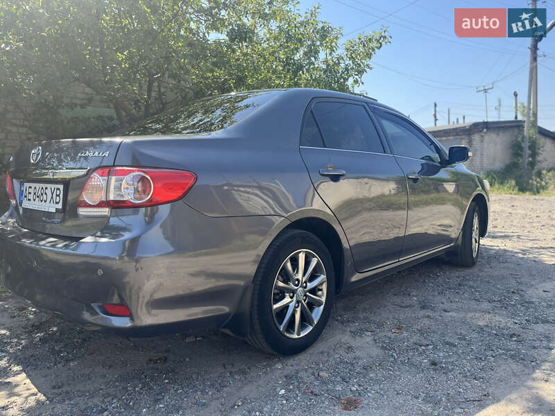 Седан Toyota Corolla 2012 в Краматорске