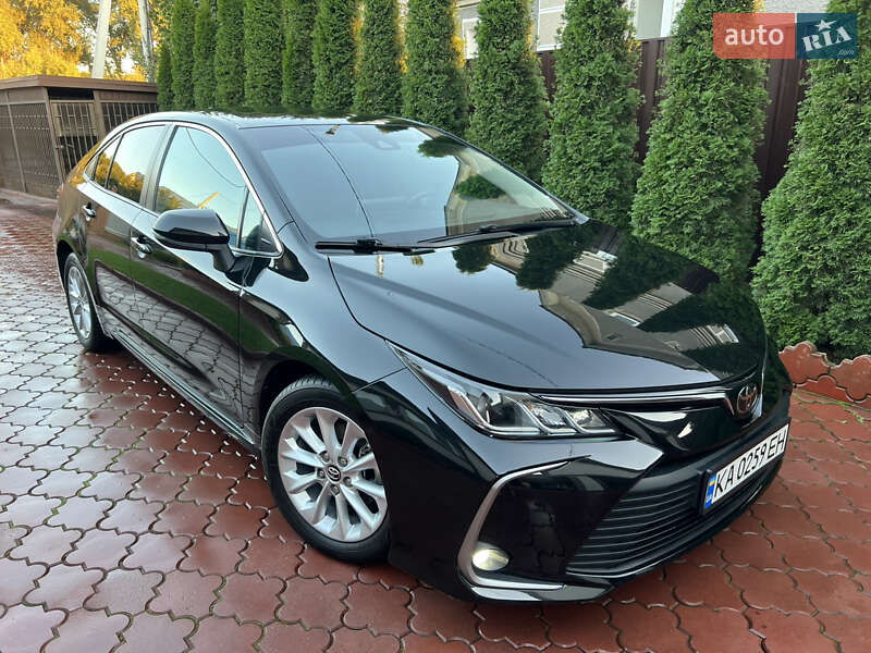 Седан Toyota Corolla 2019 в Броварах фото Седан Toyota Corolla 2019 в Броварах