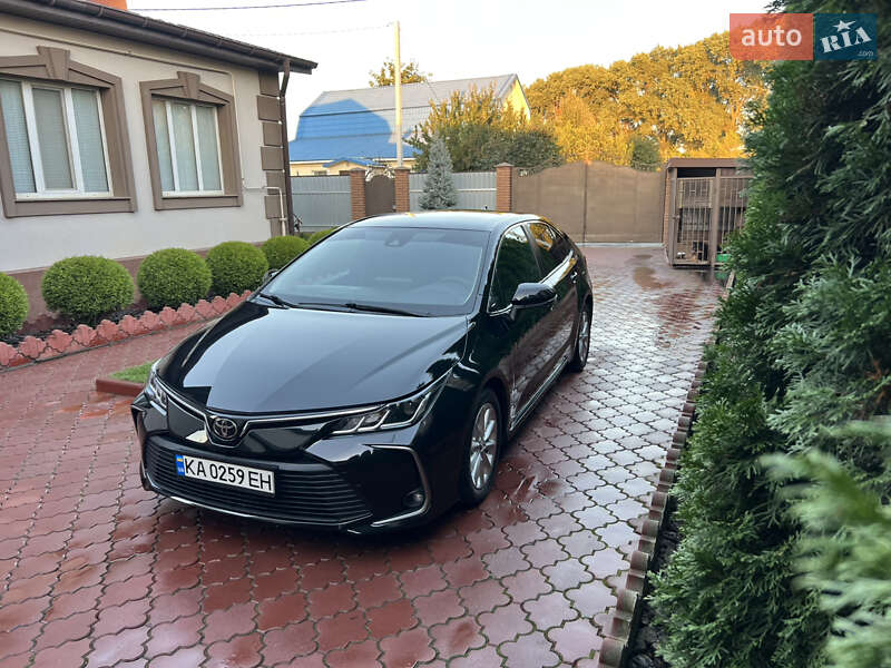 Седан Toyota Corolla 2019 в Броварах фото 15 Седан Toyota Corolla 2019 в Броварах