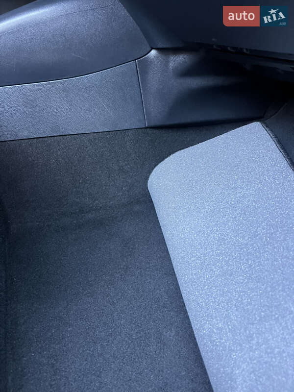 Седан Toyota Corolla 2019 в Броварах фото 41 Седан Toyota Corolla 2019 в Броварах