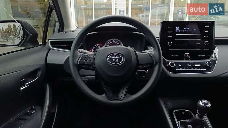 Седан Toyota Corolla 2021 в Киеве