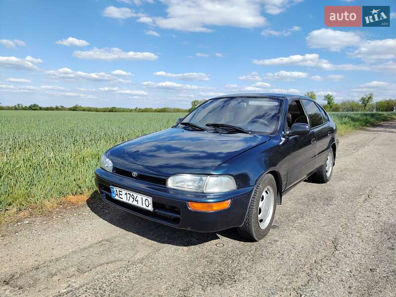 Ліфтбек Toyota Corolla 1993 в Дніпрі фото 6 Ліфтбек Toyota Corolla 1993 в Дніпрі