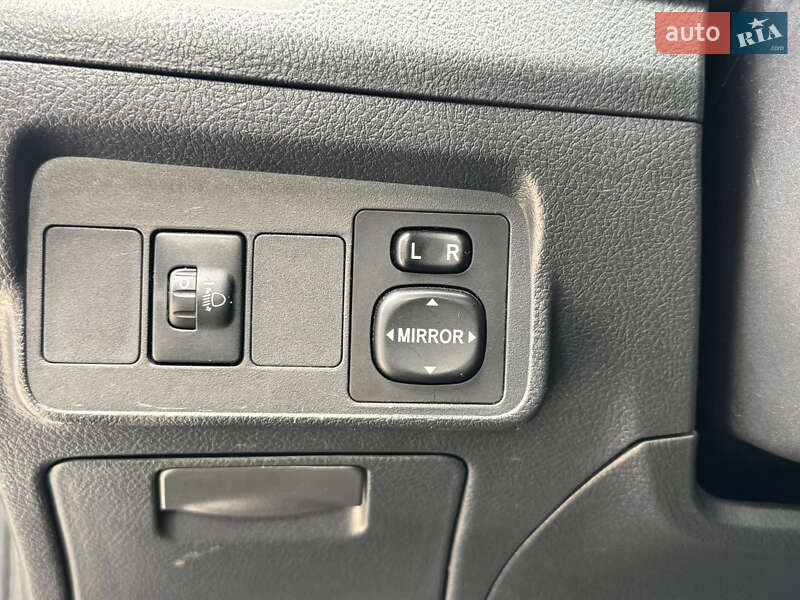 Седан Toyota Corolla 2008 в Киеве фото 18 Седан Toyota Corolla 2008 в Киеве