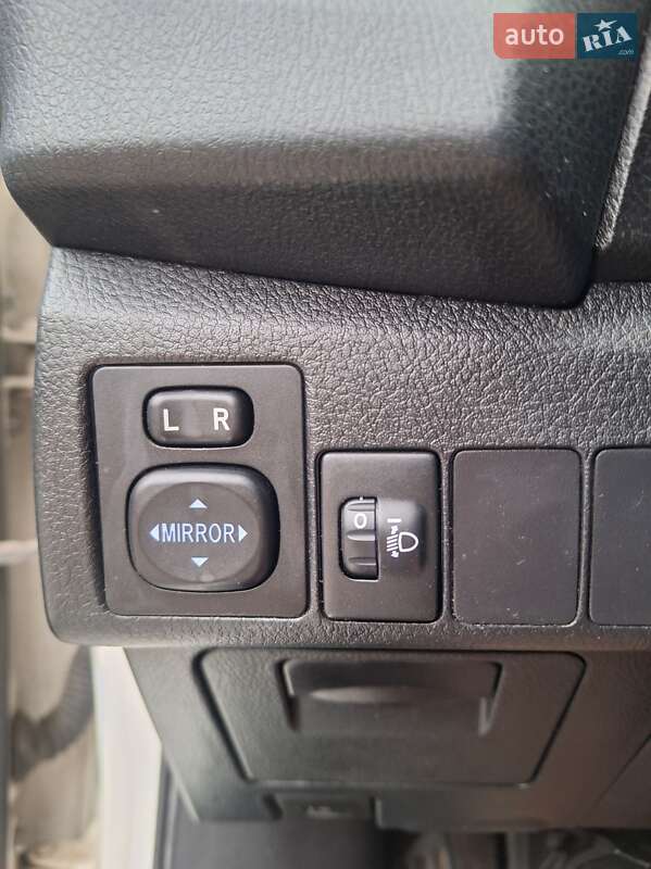 Седан Toyota Corolla 2013 в Киеве