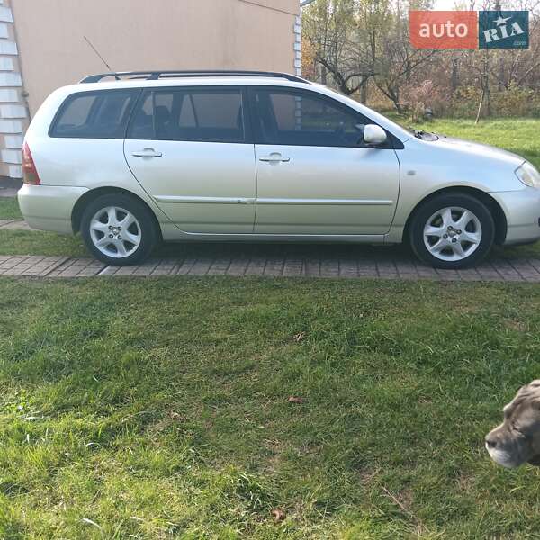 Универсал Toyota Corolla 2006 в Долине