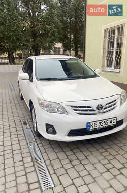 Седан Toyota Corolla 2011 в Новомосковську