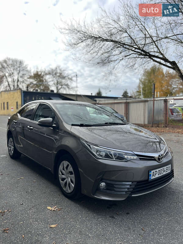 Седан Toyota Corolla 2017 в Каменец-Подольском фото 7 Седан Toyota Corolla 2017 в Каменец-Подольском