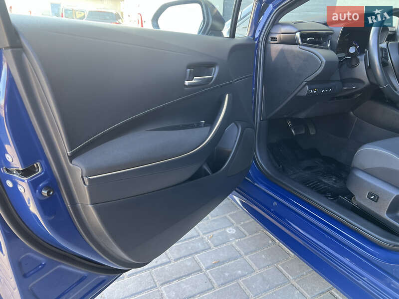 Хэтчбек Toyota Corolla 2019 в Львове