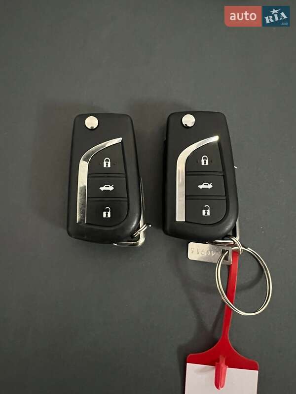 Седан Toyota Corolla 2019 в Киеве фото 12 Седан Toyota Corolla 2019 в Киеве