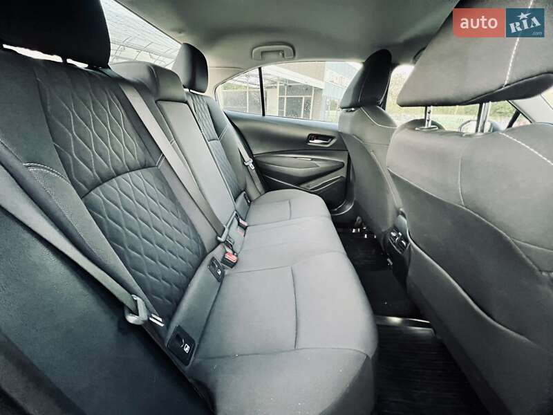 Седан Toyota Corolla 2020 в Полтаве