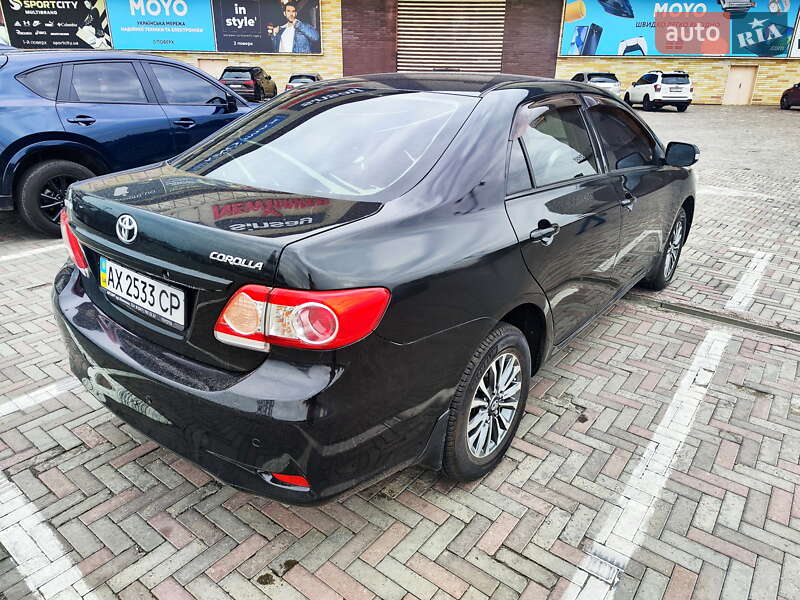 Седан Toyota Corolla 2012 в Харькове фото 3 Седан Toyota Corolla 2012 в Харькове