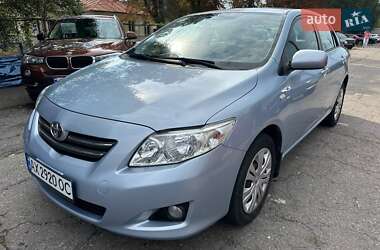 Седан Toyota Corolla 2008 в Полтаве