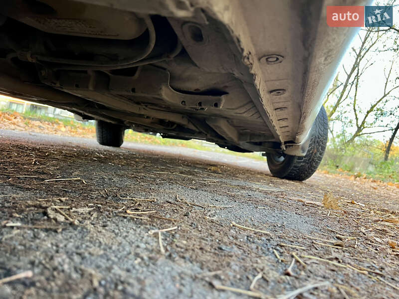 Седан Toyota Corolla 2012 в Львові