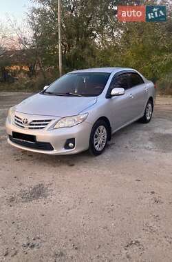 Седан Toyota Corolla 2010 в Львові