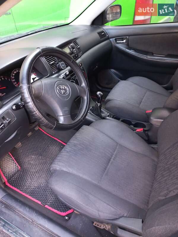 Универсал Toyota Corolla 2003 в Ровно
