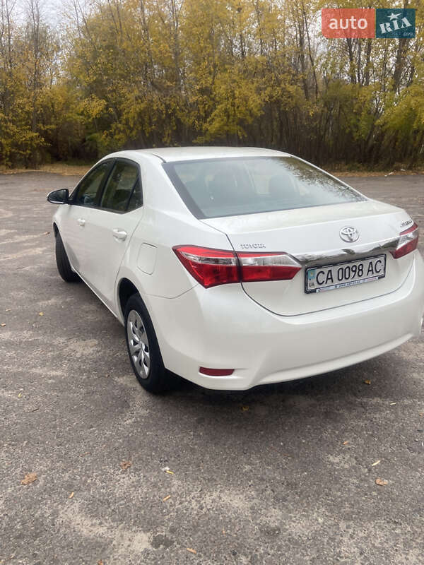 Седан Toyota Corolla 2015 в Черкассах фото 7 Седан Toyota Corolla 2015 в Черкассах