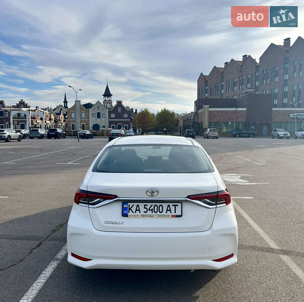 Седан Toyota Corolla 2019 в Киеве фото 5 Седан Toyota Corolla 2019 в Киеве