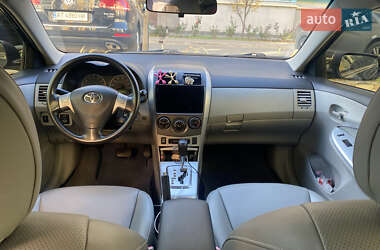Седан Toyota Corolla 2011 в Одесі