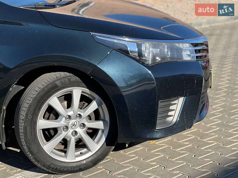 Седан Toyota Corolla 2016 в Одессе