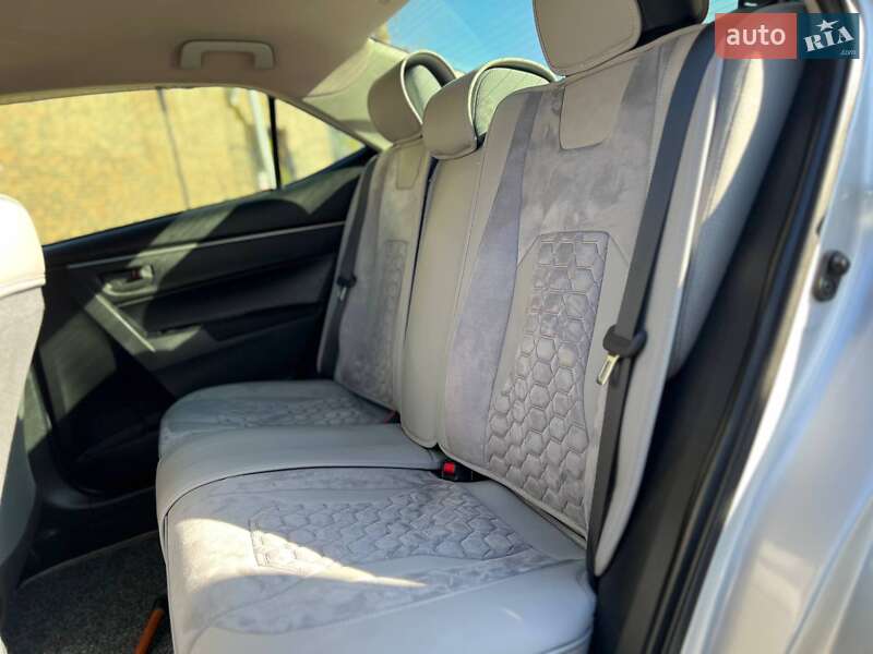Седан Toyota Corolla 2015 в Одессе фото 18 Седан Toyota Corolla 2015 в Одессе