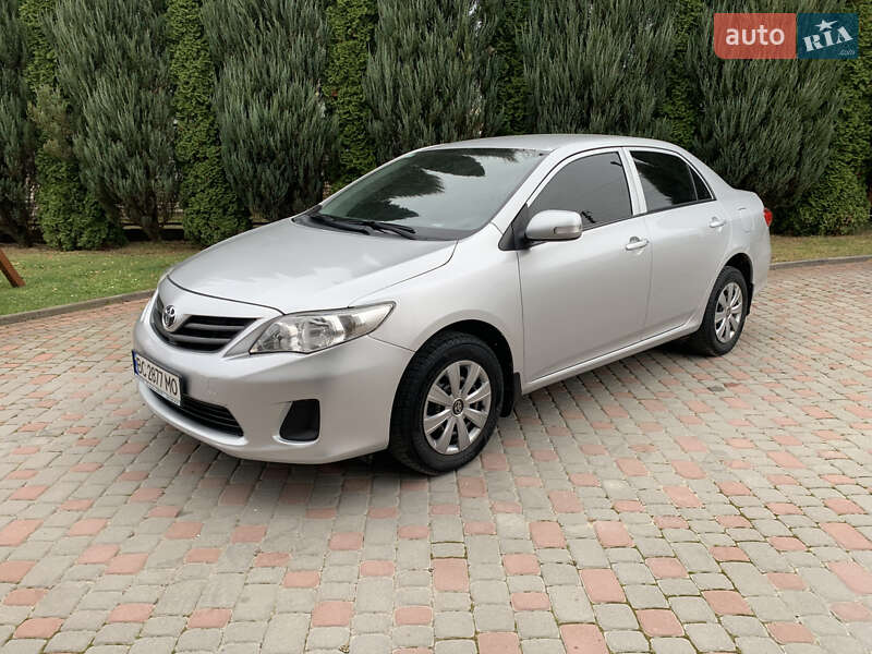 Toyota Corolla 2011