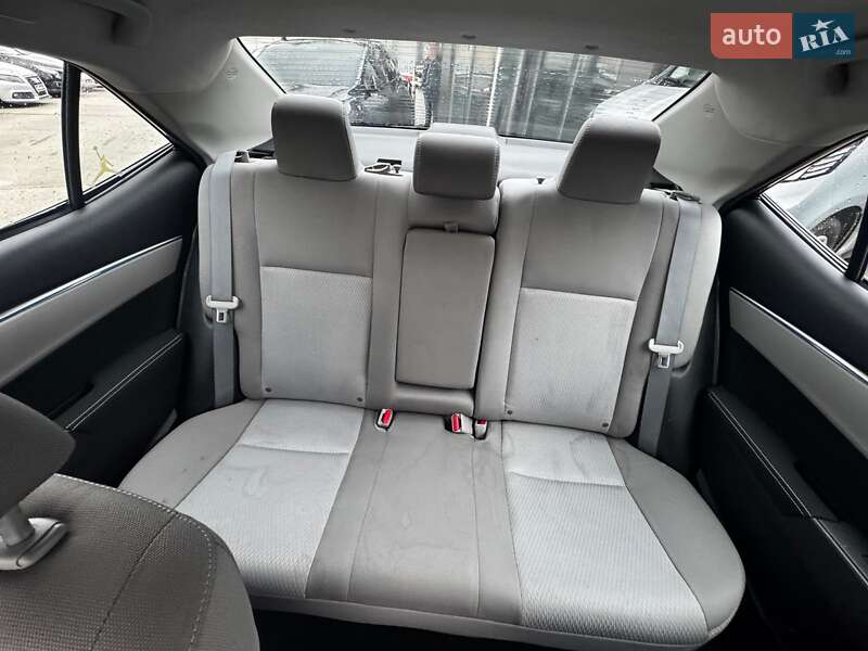 Седан Toyota Corolla 2016 в Харькове