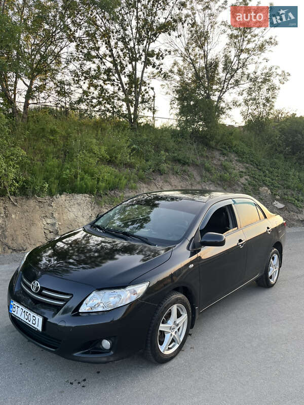 Седан Toyota Corolla 2007 в Ивано-Франковске