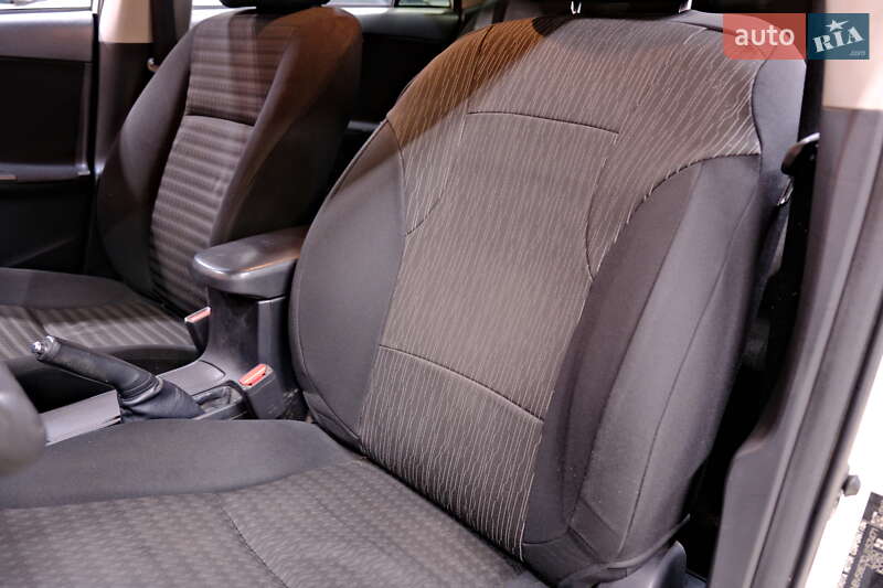 Седан Toyota Corolla 2011 в Одессе фото 28 Седан Toyota Corolla 2011 в Одессе