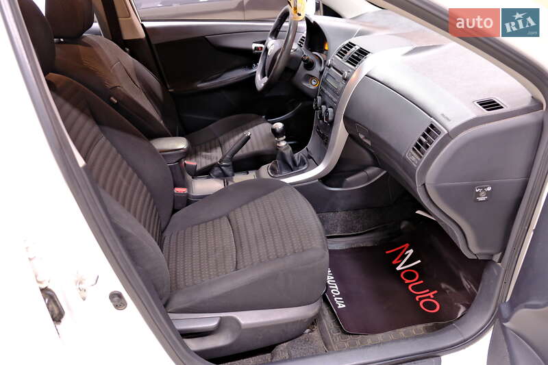 Седан Toyota Corolla 2011 в Одессе фото 38 Седан Toyota Corolla 2011 в Одессе